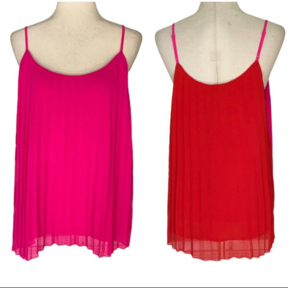 NWT Skies Are Blue Hot Pink & Red Colorblock
Plisse Pleated Swing Tank - M